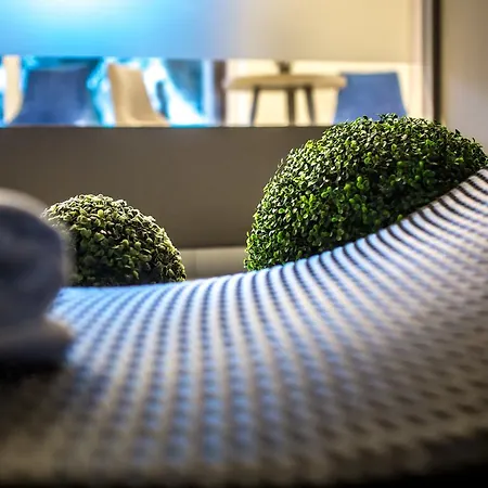 Πανσιόν Luxury Bellevue 4*