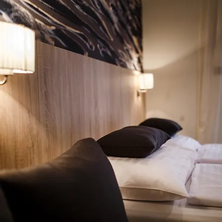 Πανσιόν Luxury Bellevue 4*