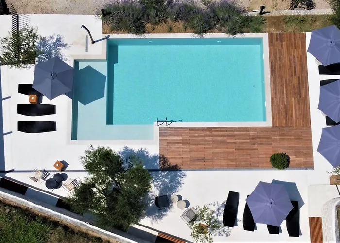 Πανσιόν Luxury Bellevue