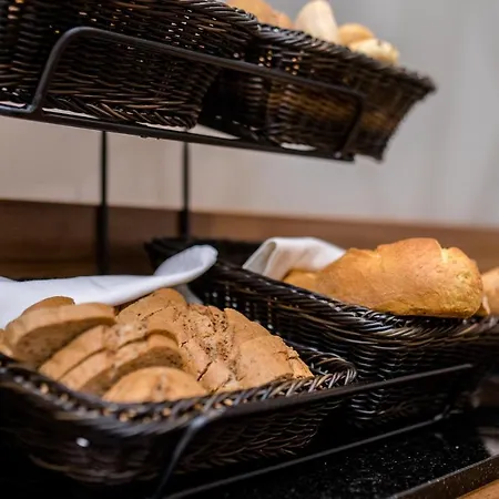 Luxury Suites Bellevue 4*