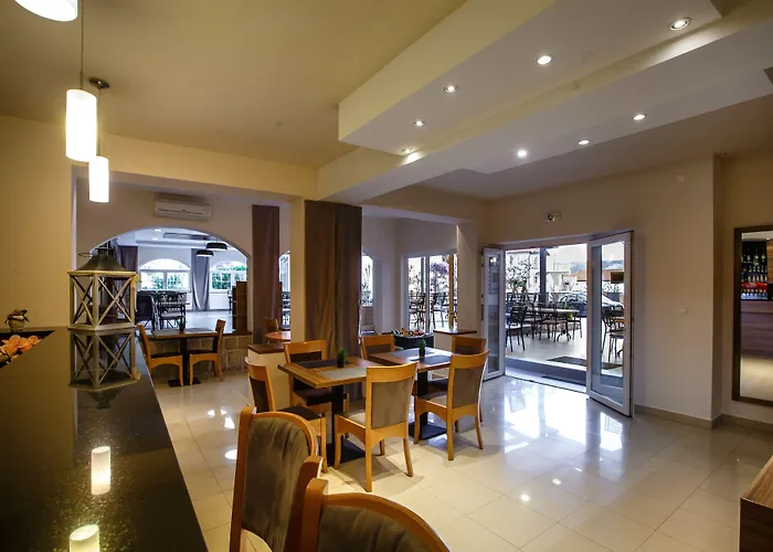 ゲストハウス Luxury Bellevue 4*