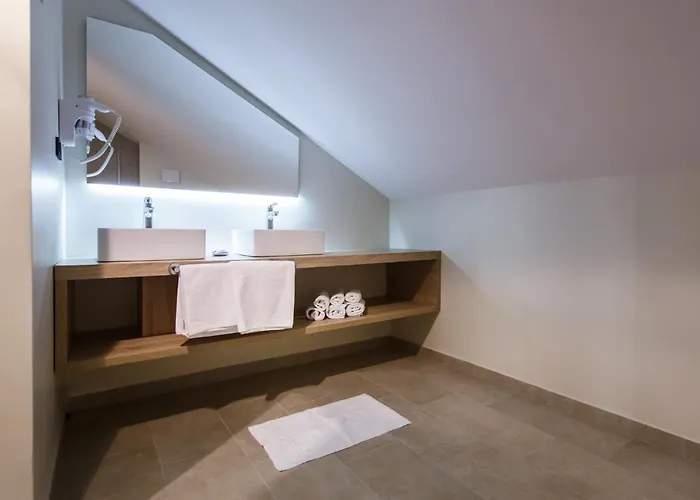 Luxury Bellevue 4* ロパール